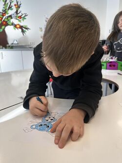 D6b38c5e-73d7-4b5f-b899-389b00e0acc1